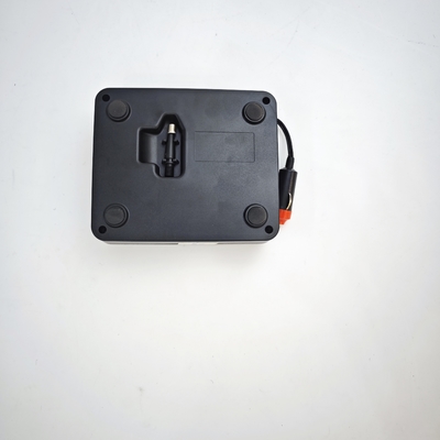 Pneumático de coche negro DC 12V compresor de aire portátil inflador de neumáticos portátil