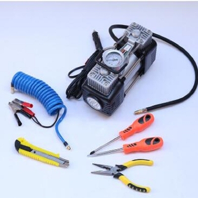 Un buen precio. Choques eléctricos portátiles de plata del aire del compresor de aire 12v de los compresores de aire del vehículo para los camiones en línea