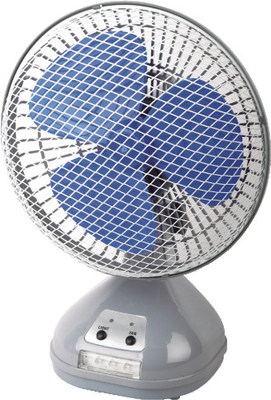 Un buen precio. Fan portátil recargable con la luz del LED, ventilador portátil del metal en línea