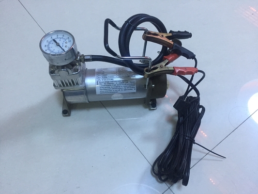 Un buen precio. Cilindro del compresor de la bomba de aire del coche de metal solo para toda clase de coches con el indicador en línea